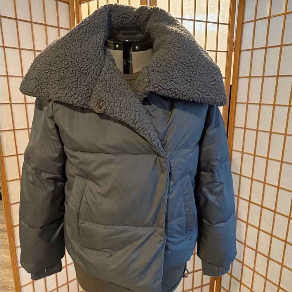 UGG Gray Puffer Jacket with Shearling Collar - Picture 7 of 9